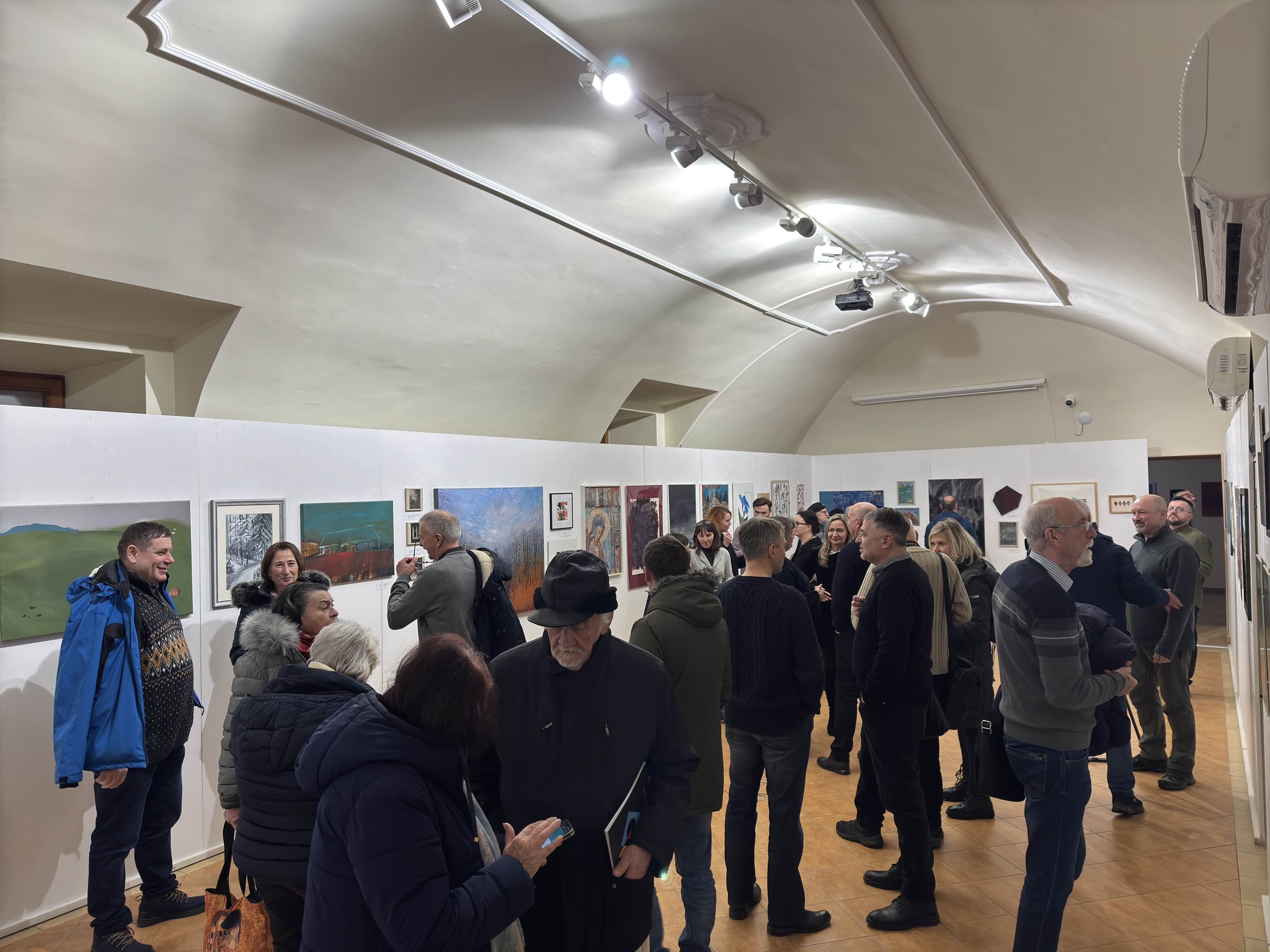 482227732_662160839660184_9016206480183125243_n (1)